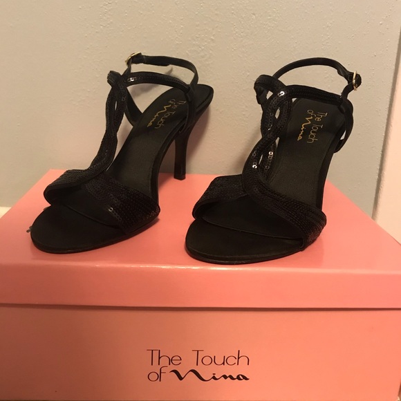 Black formal heels - Picture 2 of 5